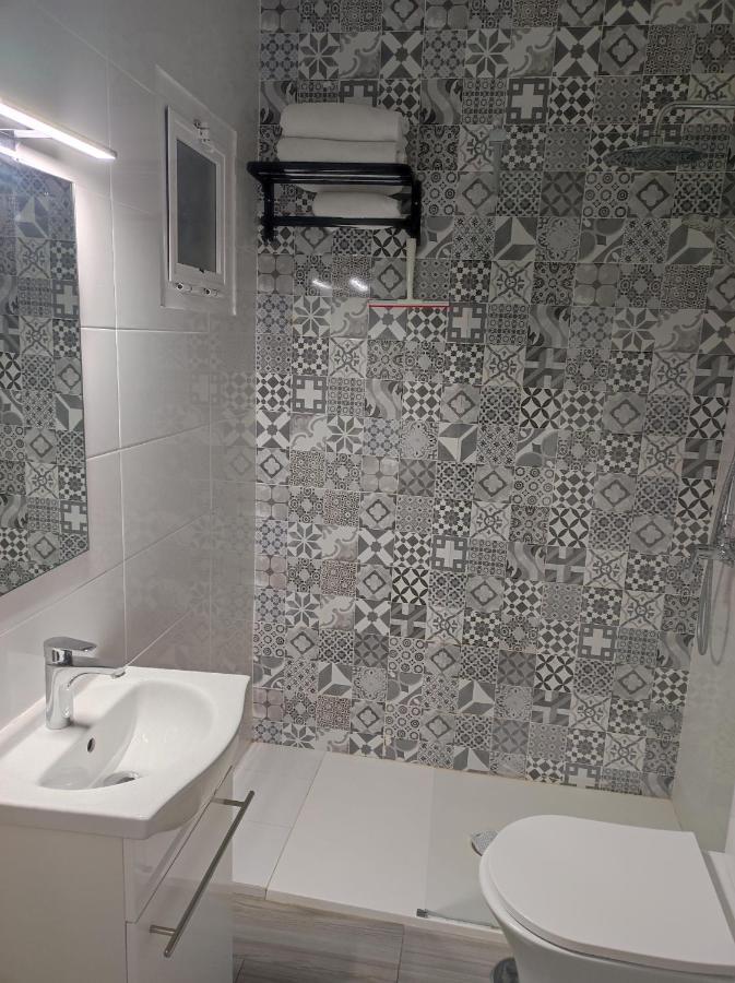 Saltillo Alto Gray Studio. Vistas Al Mar Y Piscina Torremolinos
